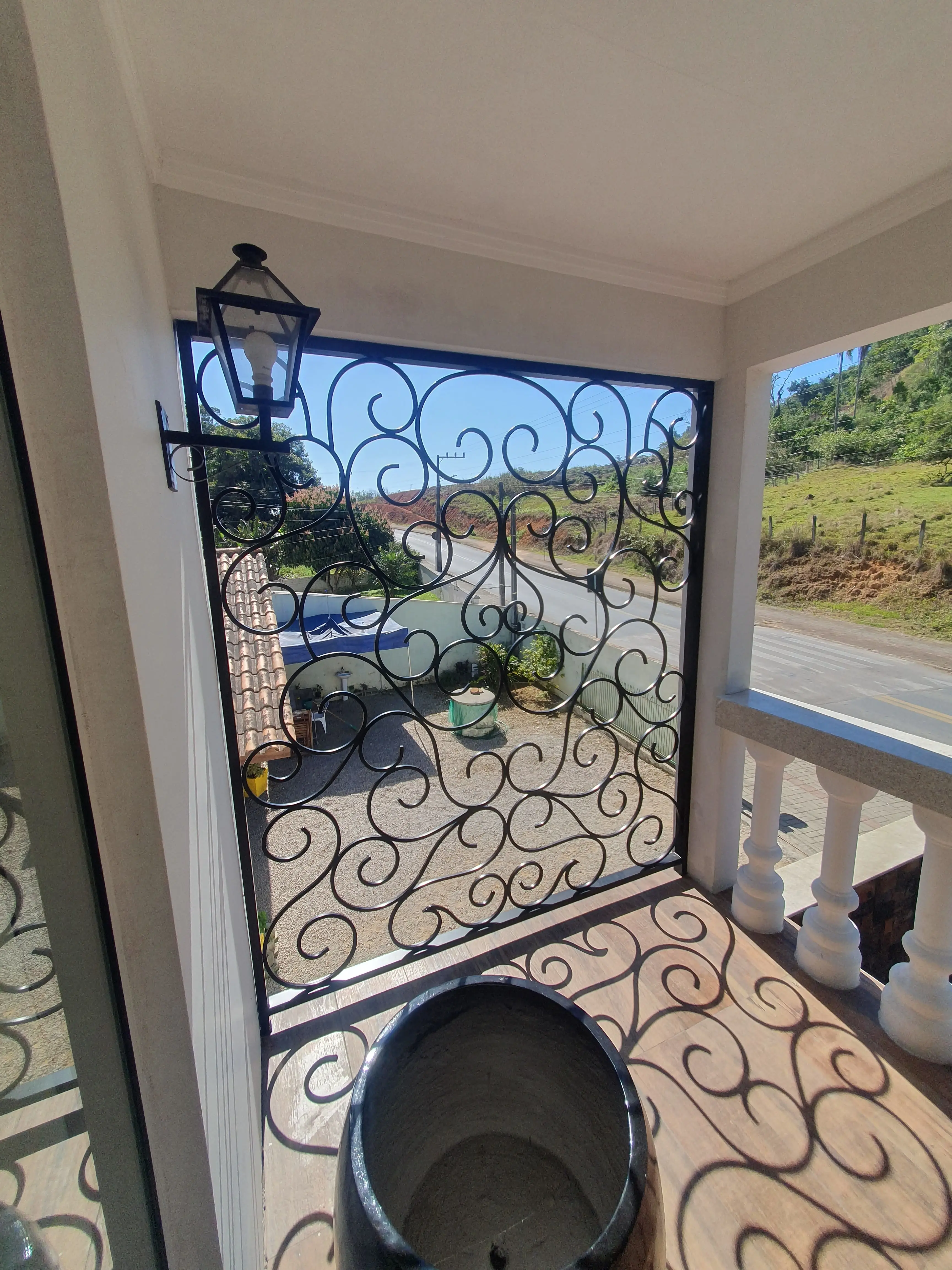 Grade decorativa e de segurança