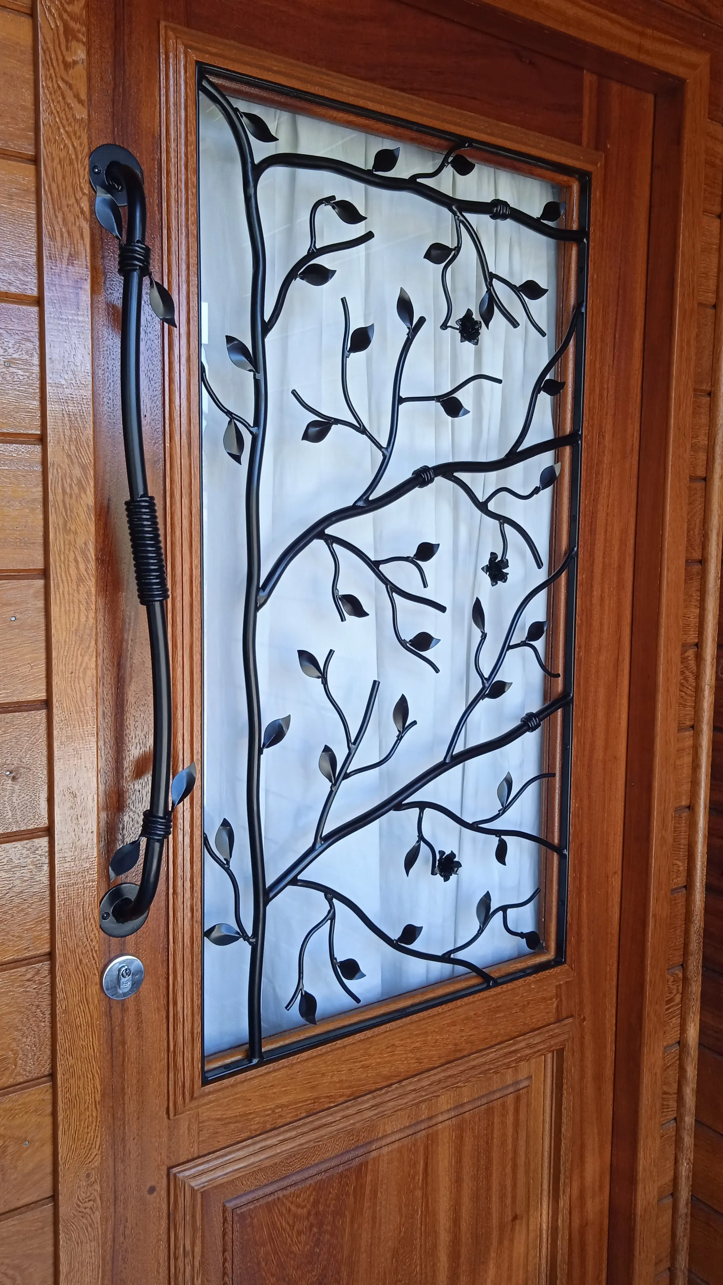 Grade decorativa e de segurança